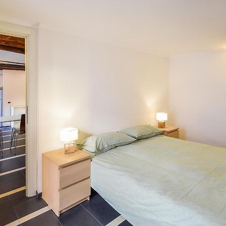 Beautiful Apartment In Genova With Kitchenette Екстер'єр фото